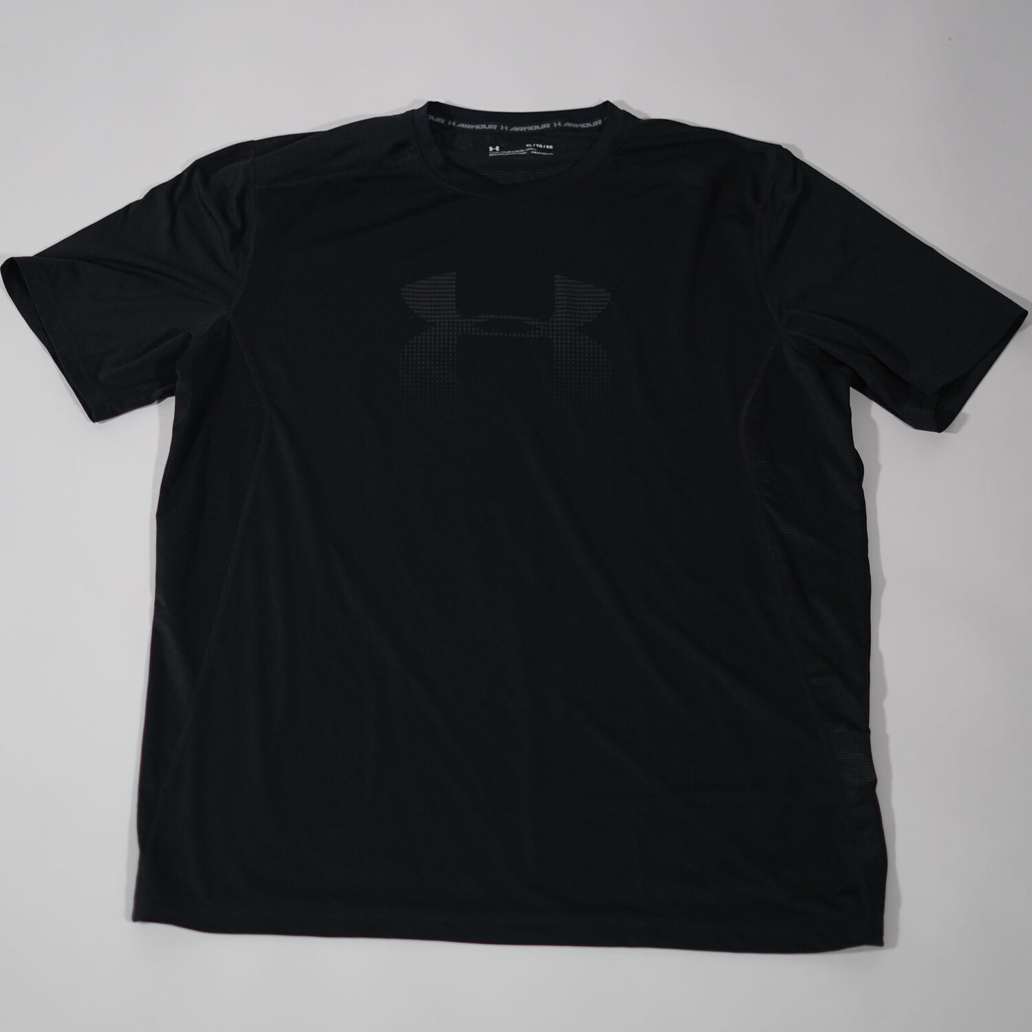 UNDER ARMOUR